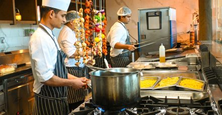 4* Saturday Brunch + Beverages, Live Stations & More: Child Or Adult Dubai TMLH.com Special Offers, Deals & Discounts in Turkey