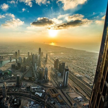 At The Top, Burj Khalifa Level 124th – Sunrise + Morning treat – Experiences TMLH.com Special Offers, Deals & Discounts in Turkey