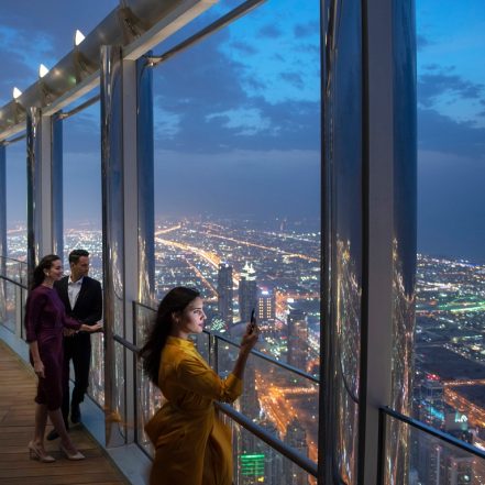 At The Top, Burj Khalifa with Café Treat – Attractions Special Offers TMLH.com Special Offers, Deals & Discounts in Turkey