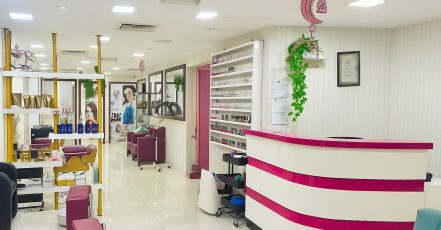Blow Dry And Hair Wash With Optional Haircut And/Or Roots Touchup Abu Dhabi TMLH.com Special Offers, Deals & Discounts in Turkey