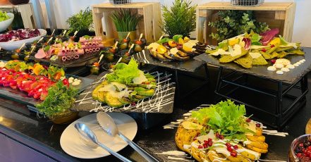 Buffet Breakfast & Juices For Child/Adult Or Lunch / Dinner For Adults Abu Dhabi TMLH.com Special Offers, Deals & Discounts in Turkey