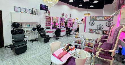 Classic And/Or Gel Manicure & Pedicure, Or Acrylic Nail Gel Extensions Dubai TMLH.com Special Offers, Deals & Discounts in Turkey
