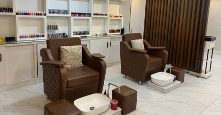 Classic Or Gelish Manicure And Pedicure At Noor Modern Ladies Saloon Abu Dhabi TMLH.com Special Offers, Deals & Discounts in Turkey