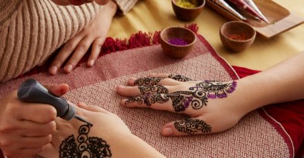 Designer Henna On Full Hands Abu Dhabi TMLH.com Special Offers, Deals & Discounts in Turkey