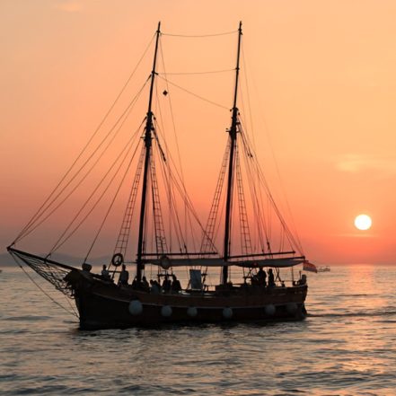 Private Historical Muscat Sunset Tour – Sightseeing and Tours TMLH.com Special Offers, Deals & Discounts in Turkey