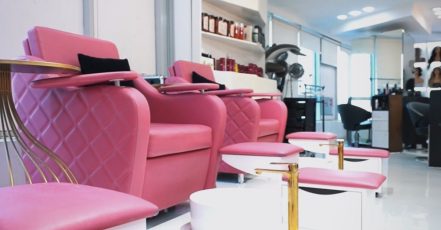 Refresh Your Nails With Mani-Pedi Combo And Polish! Dubai TMLH.com Special Offers, Deals & Discounts in Turkey