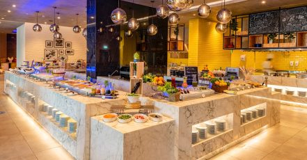 Seafood Night Buffet At Al Khan At 5* Pullman Sharjah Sharjah & N. Emirates TMLH.com Special Offers, Deals & Discounts in Turkey