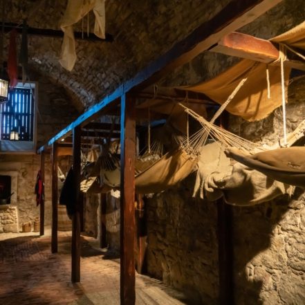 The Edinburgh Dungeons Entry Ticket – Sightseeing and Tours TMLH.com Special Offers, Deals & Discounts in Turkey